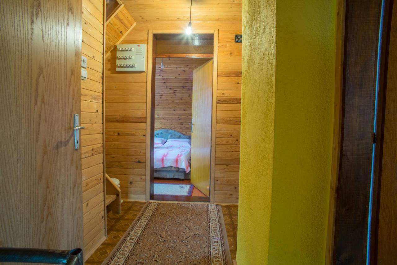 Lara Rooms Žabljak エクステリア 写真